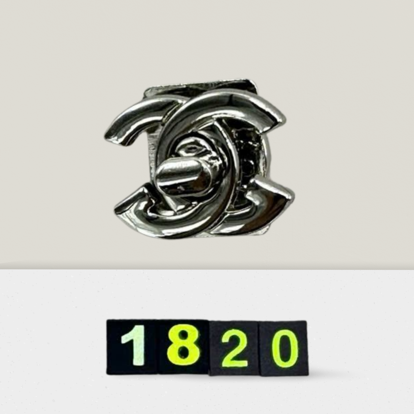 KHÓA Q