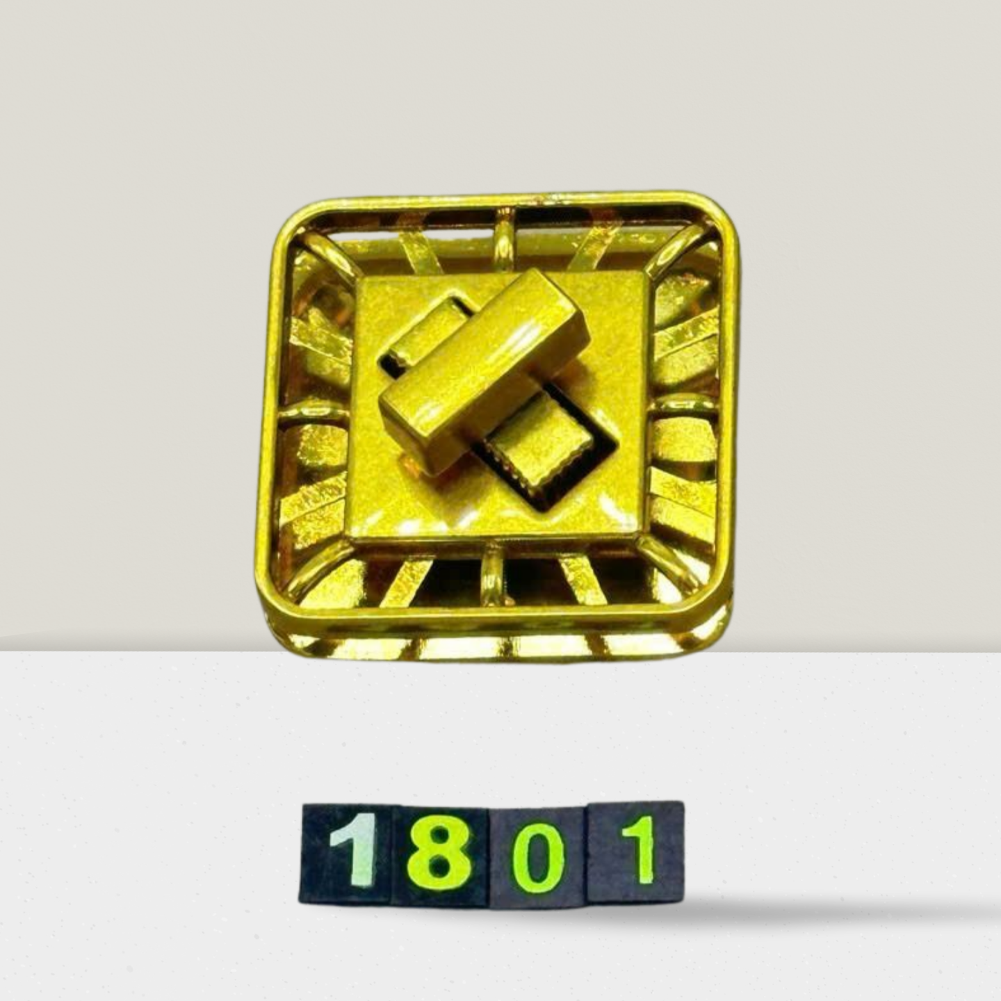 KHÓA S