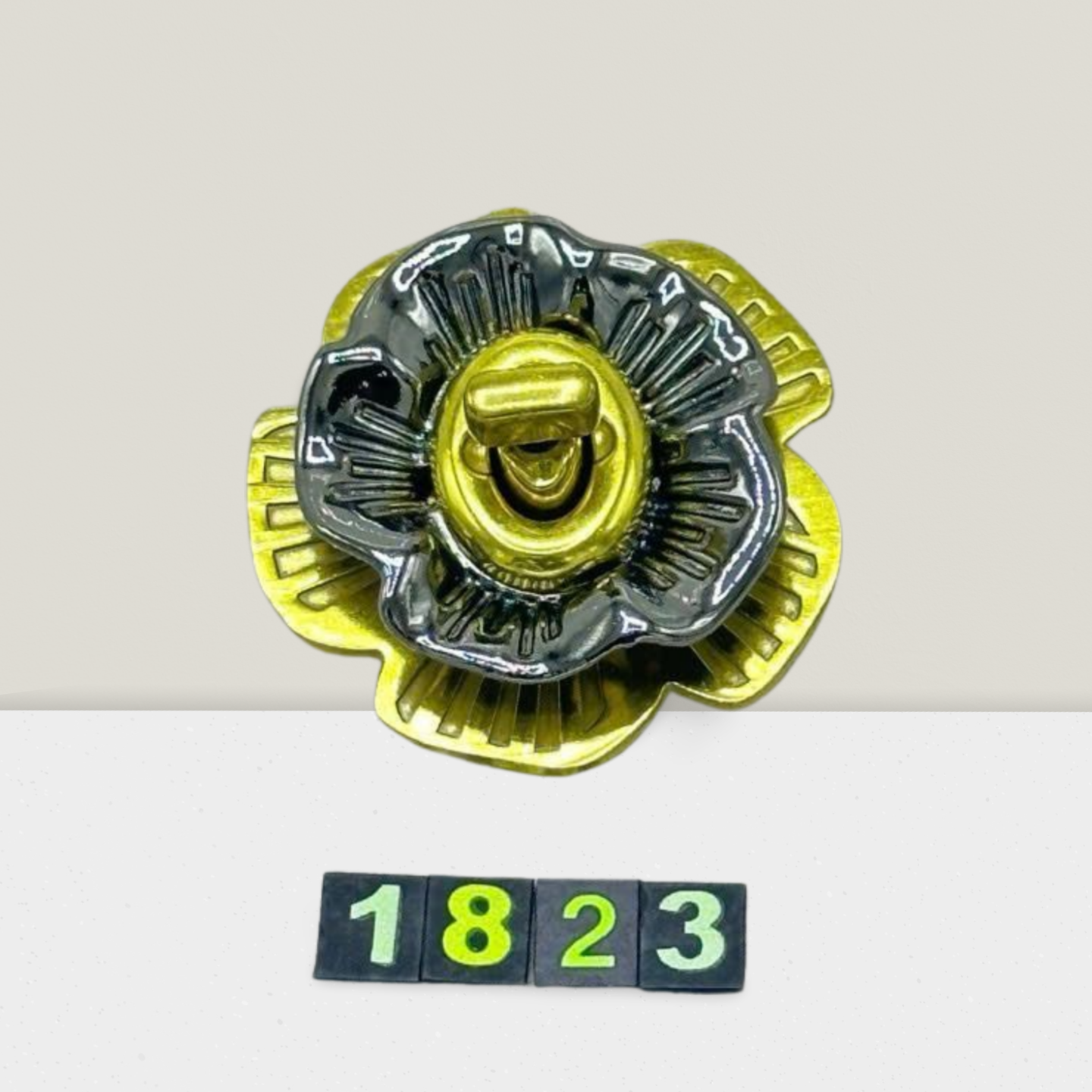 KHÓA S